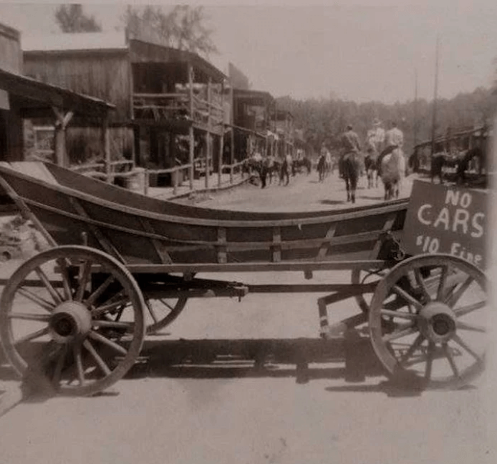 drivesmart love valley 2 - No Cars Allowed in Love Valley, NC: Town That Banned All Cars?